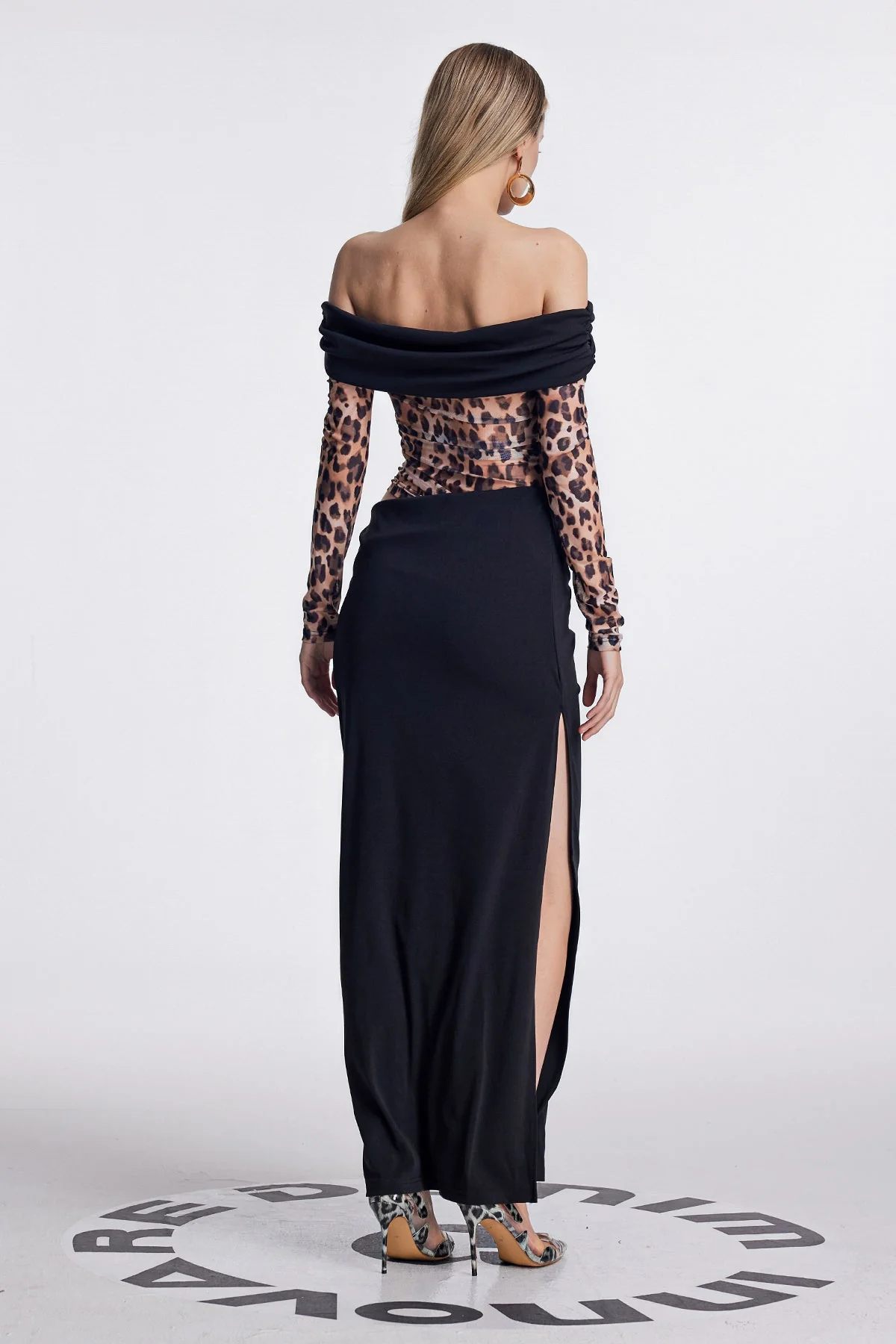 Leopard Split Maxi Dress Off-Shoulder Stylish Design