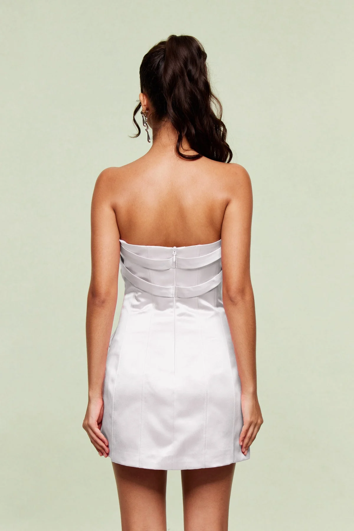 White Strapless Bow Bodycon Mini Dress - Elegant and Sophisticated