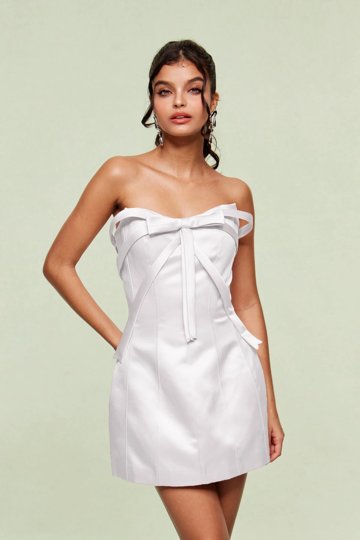 White Strapless Bow Bodycon Mini Dress - Elegant and Sophisticated
