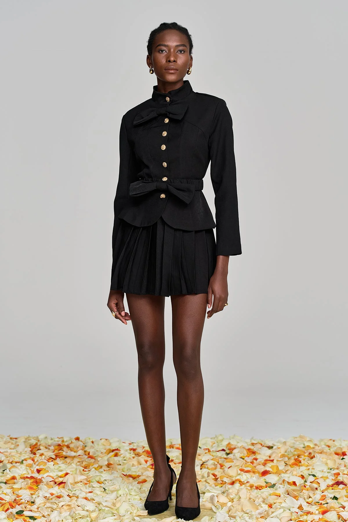 Black Button Bow Skirt Set for Stylish Wear