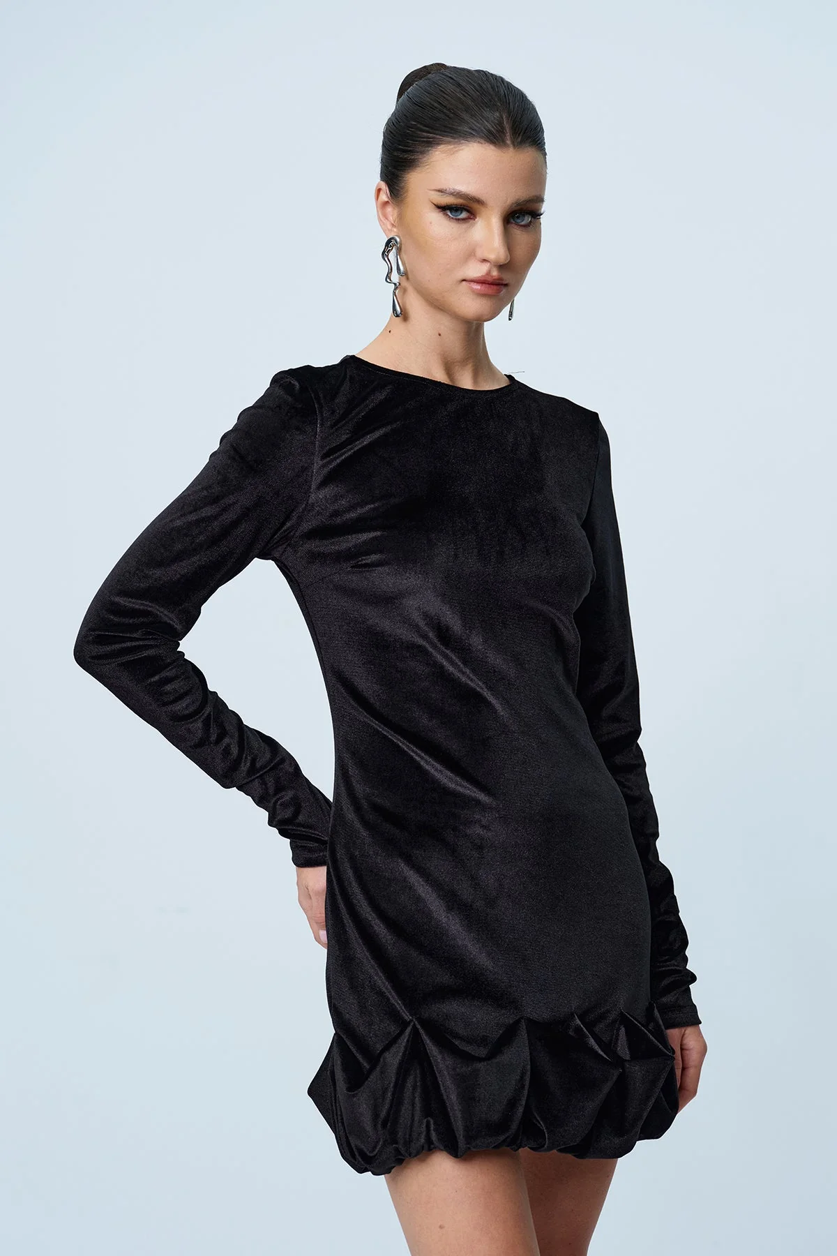 Chic Ruffle Bodycon Mini Dress in Black - Clearance Sale