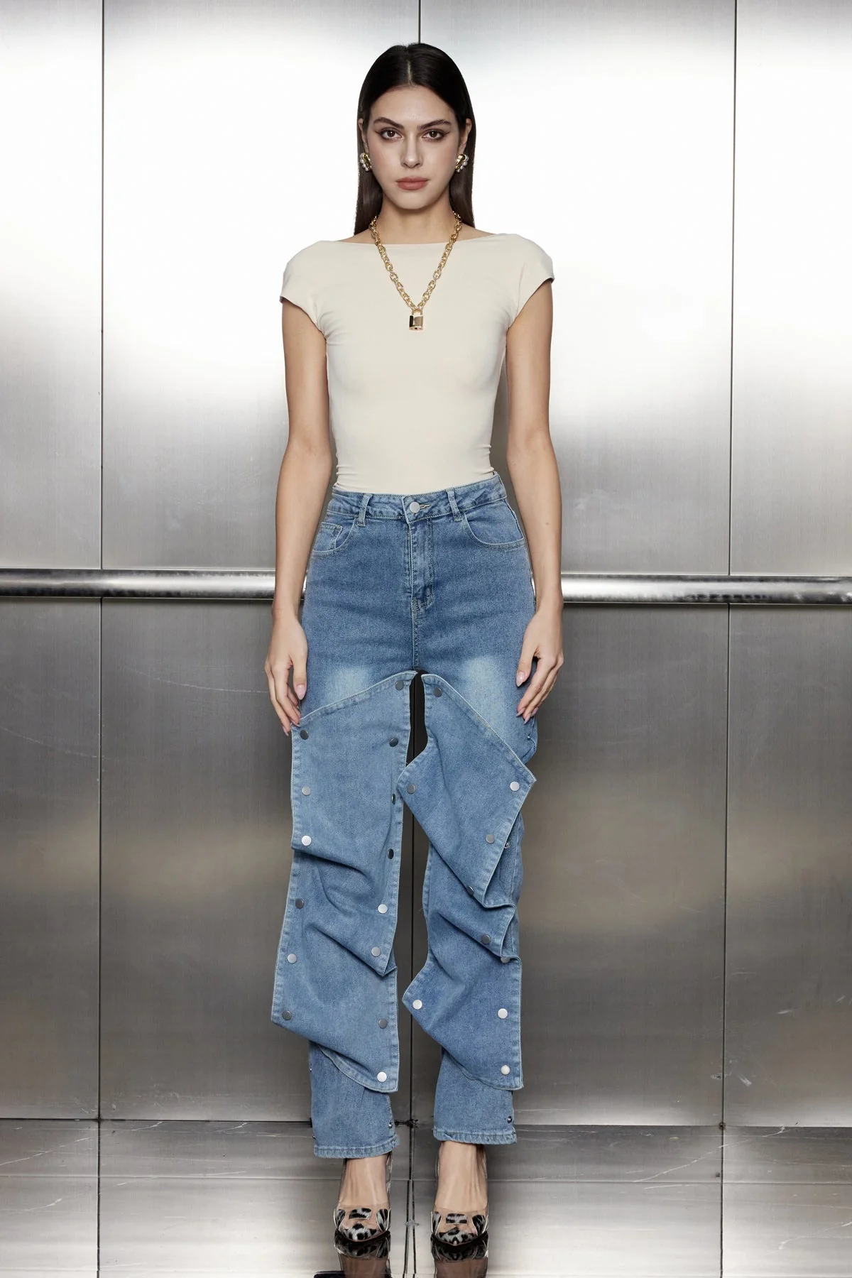 Snap Button Asymmetric Straight Blue Jeans