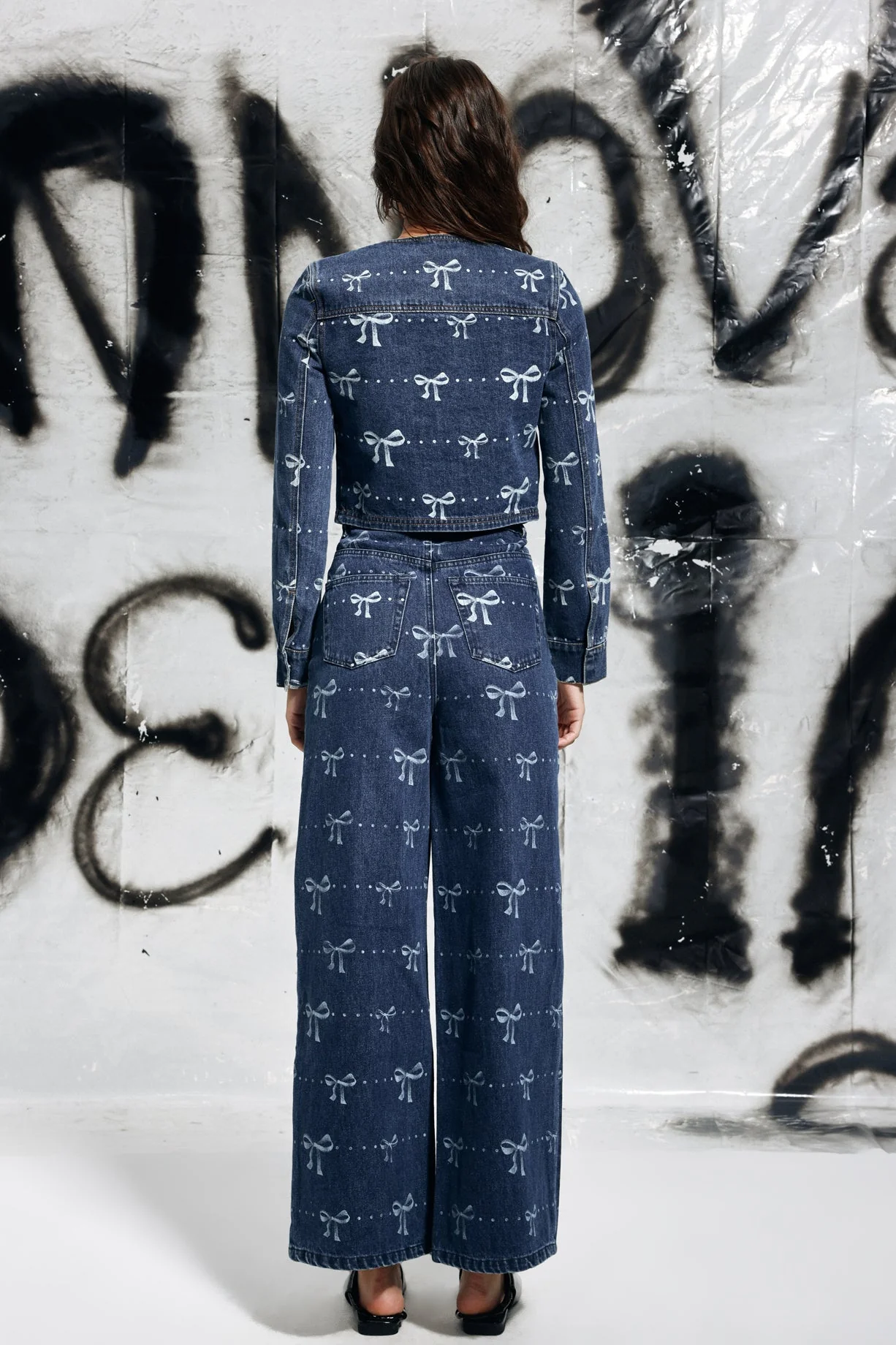 Feminine Bow Print Blue Jeans