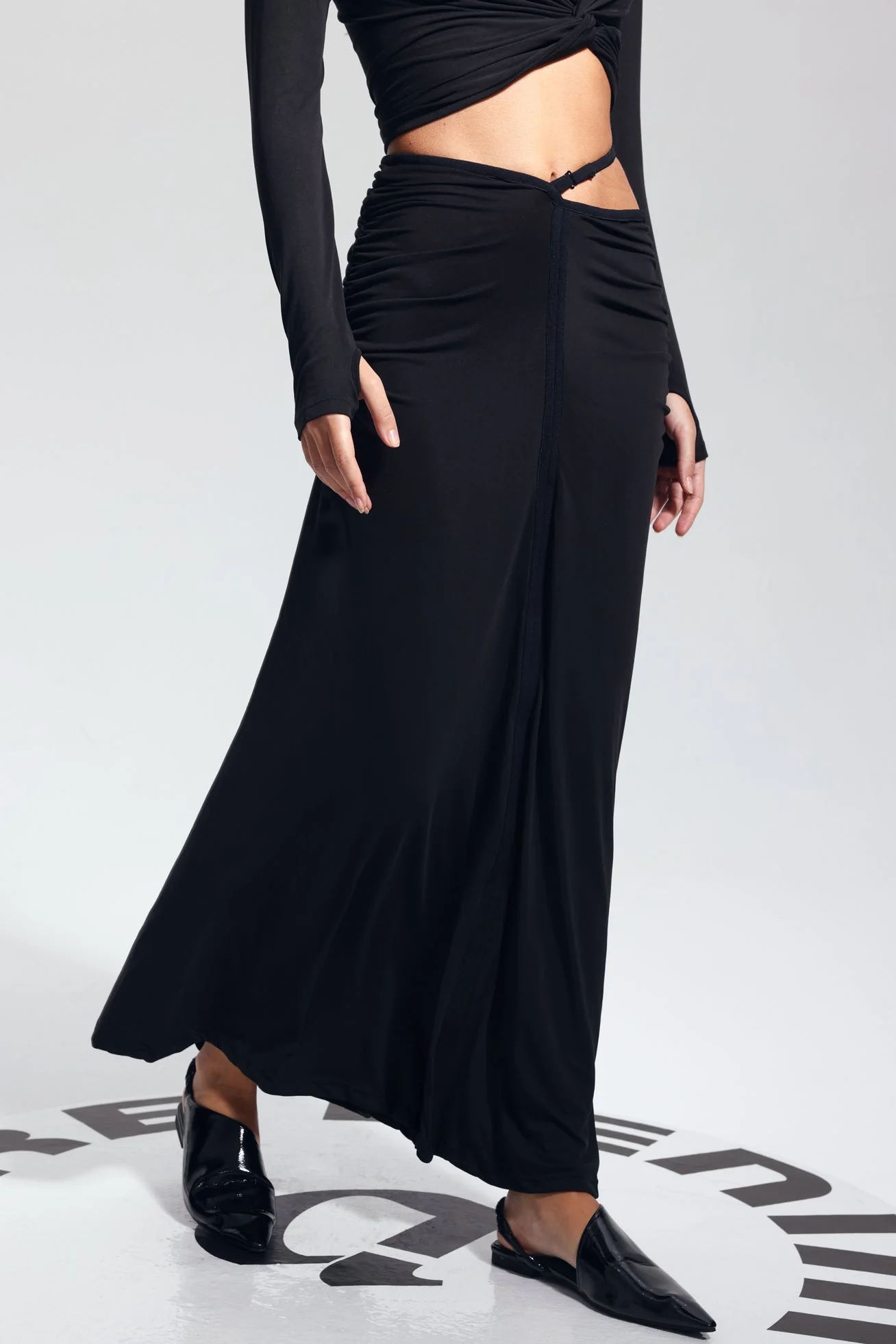 Black Cutout Bodycon Skirt - High-Quality Sophisticated Style
