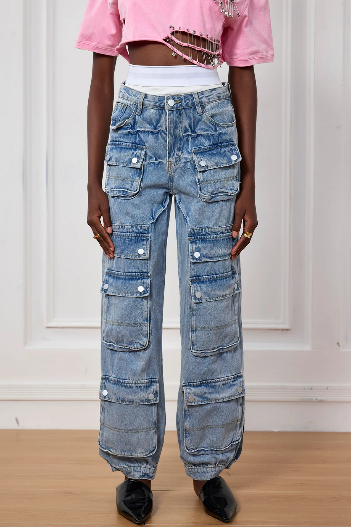 Blue Patchwork Cargo Jeans for Urban Edge Style (Max 60 characters)