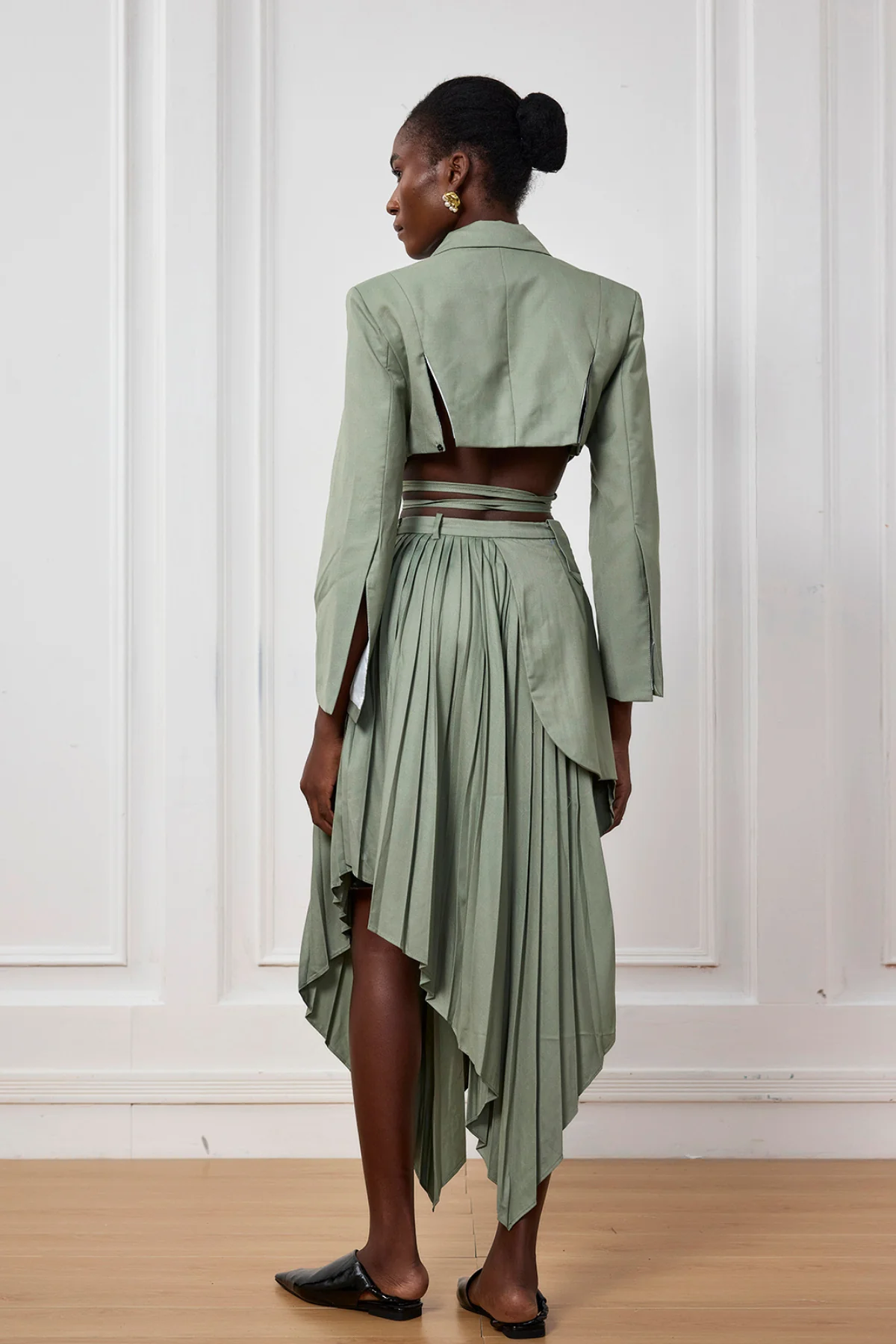 Short Cutout Lace-Up Jacket in Green - Chic Rebel Style