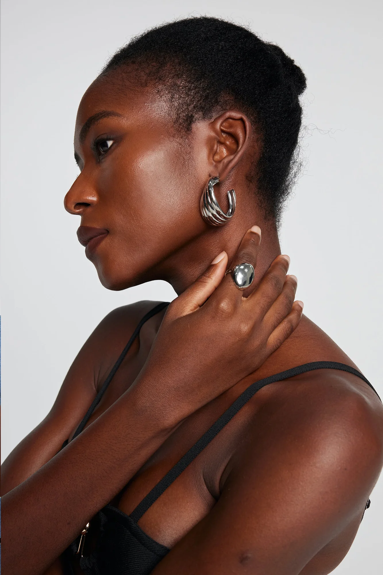 Elegant Silver Glossy Drop Rings - Stylish and Durable