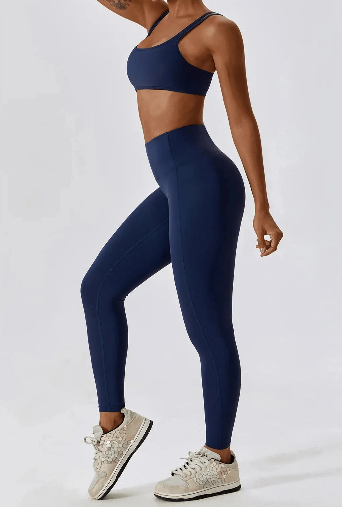 Seamless Athletic Bra Gym Set in Badge Blue - Top & Leggings