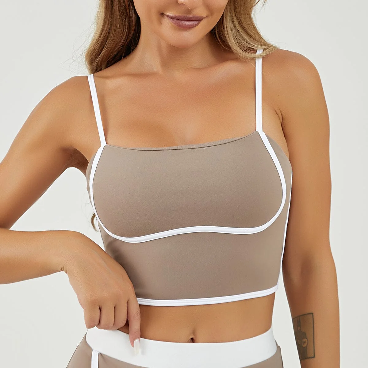 Seamless Comfort Sports Bra with Removable Pads
