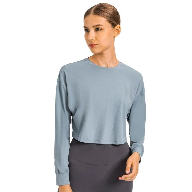 Womens Long Sleeve Workout Shirt - Moisture-Wicking Fabric