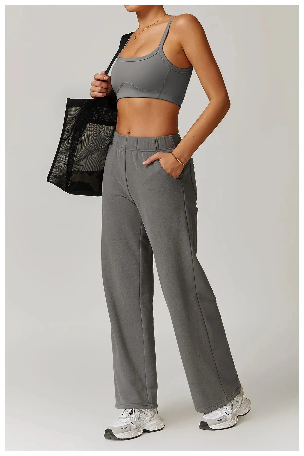 Comfort Fit Exercise Set with Pants and Sports Bra