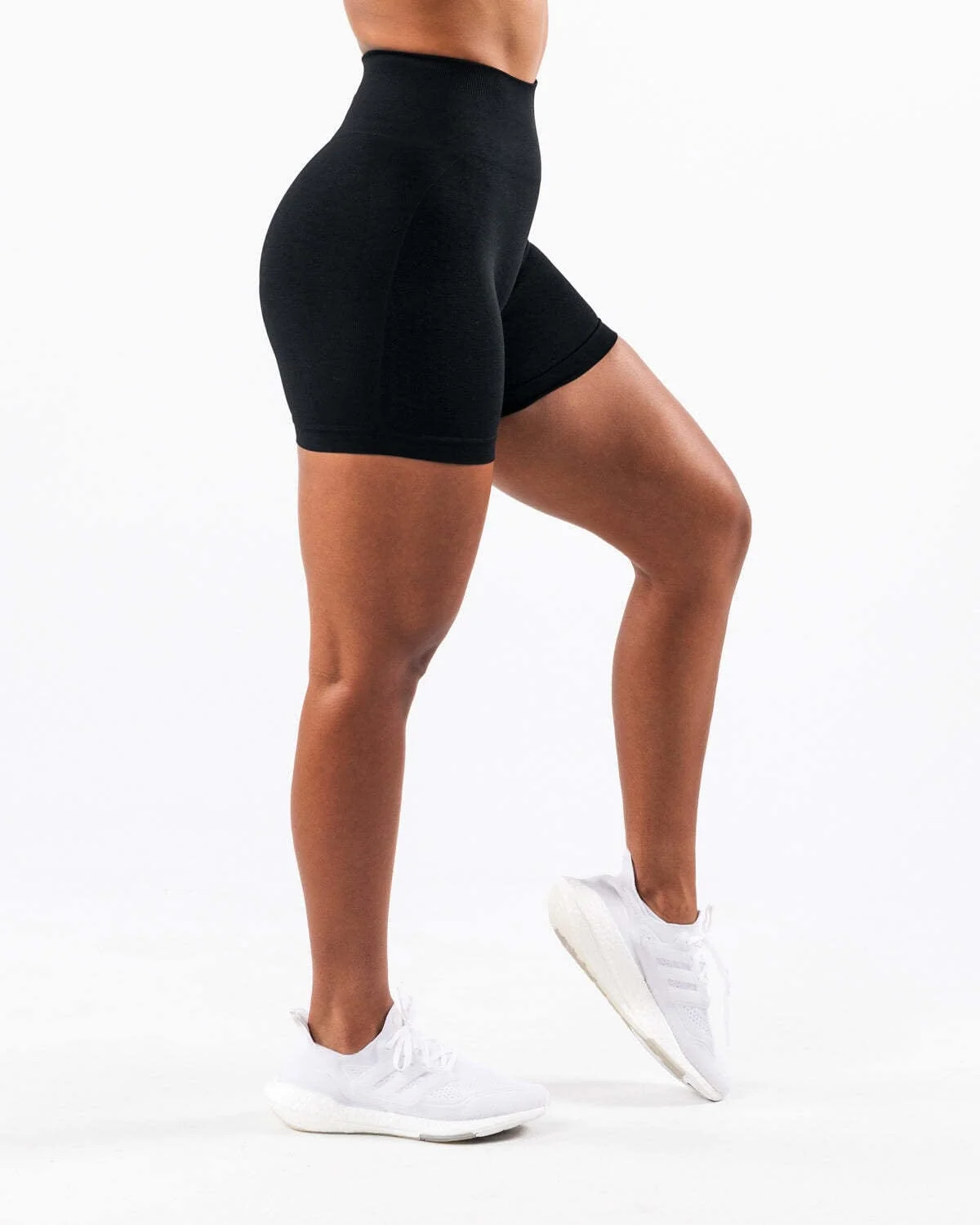 Comfortable Seamless Jacquard High-Waist Fitness Shorts
