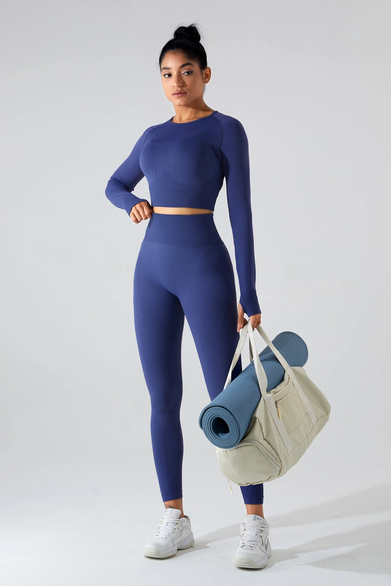 Seamless Bra Top in Various Colors | Moisture-Wicking Fabric