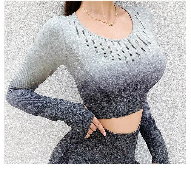 Gradient Ombre Striped Sports Bra for Fitness and Yoga