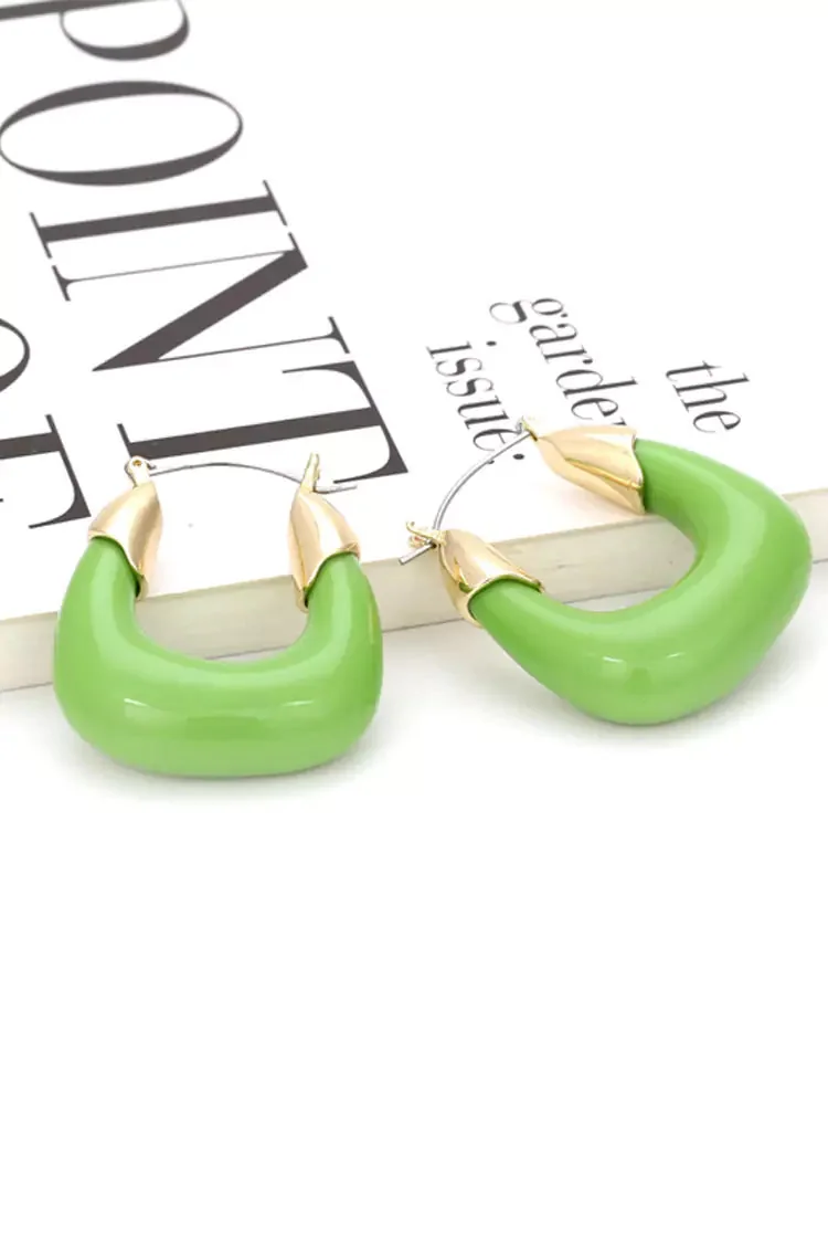 Green Resin U-Shaped Earrings - Retro Acrylic Design