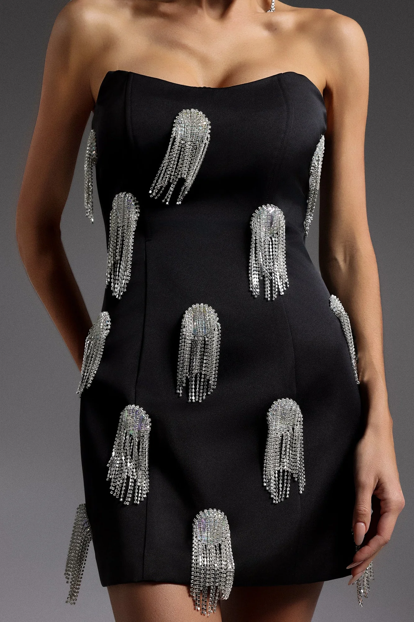 Black Sleeveless Diamond Tassels Mini Dress