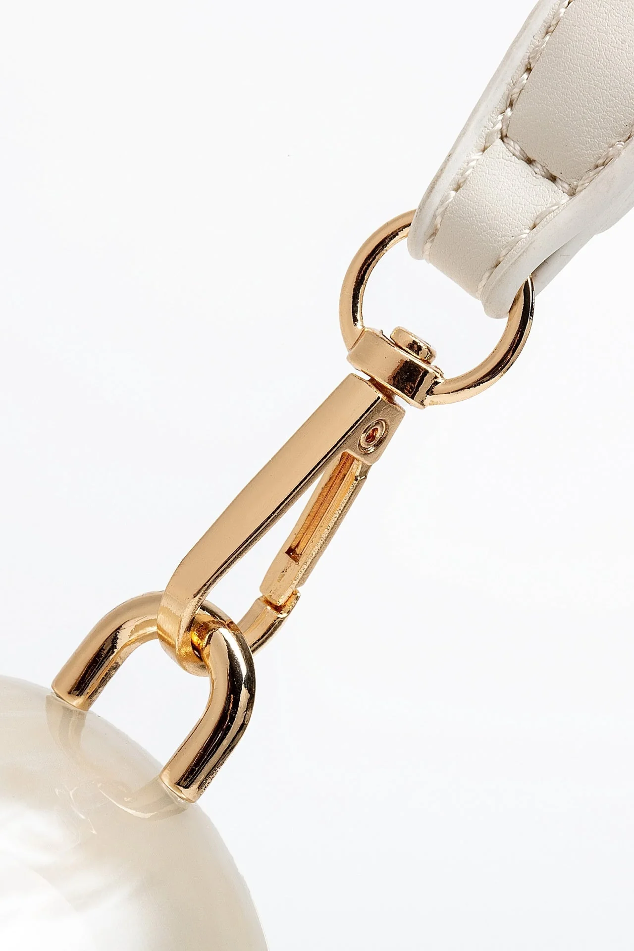 Beige Acrylic Pearl Strap Handbag for Women - Elegant and Versatile